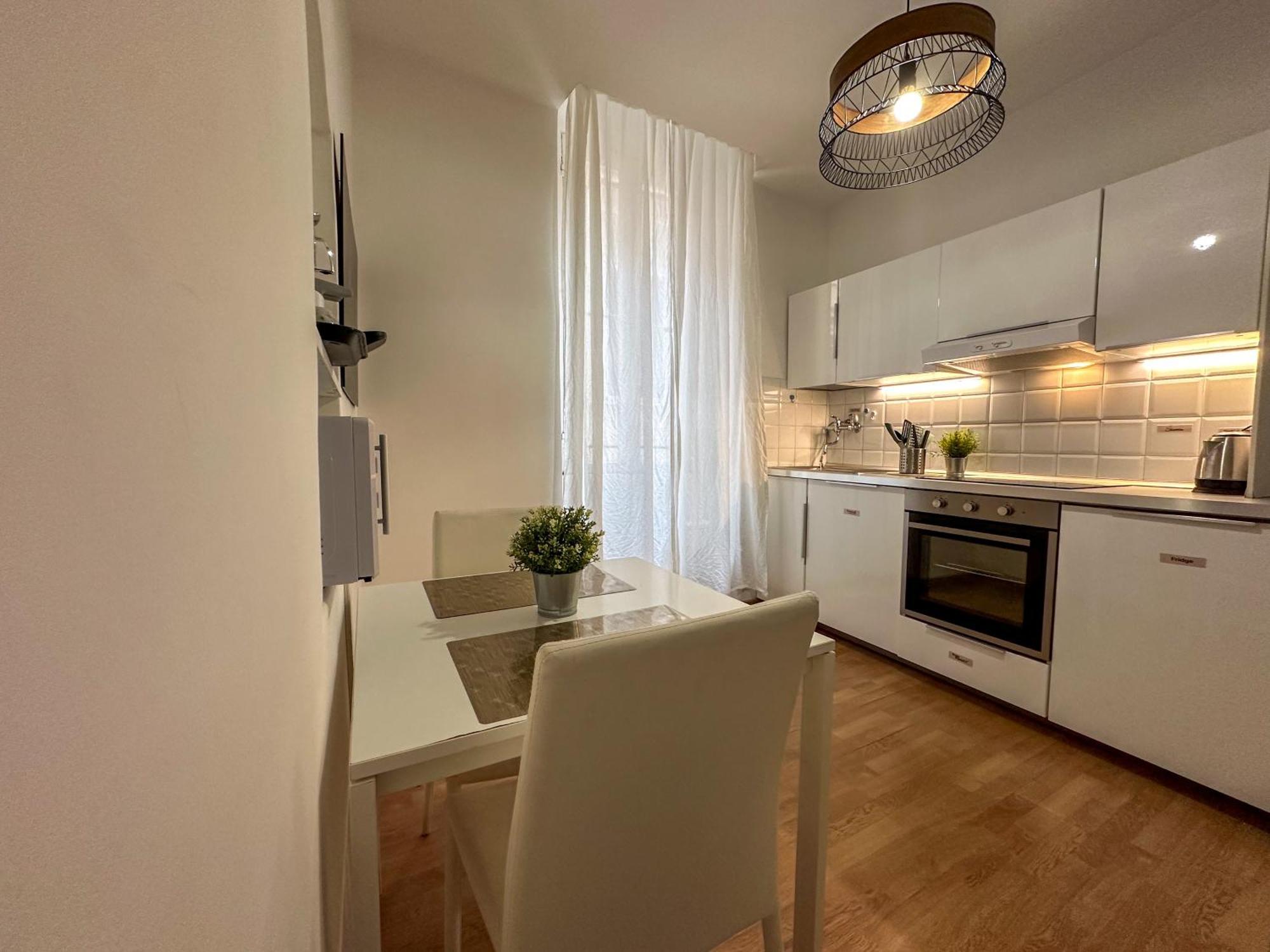 Apartment By The Colosseum - White Chic Flats Rome Buitenkant foto